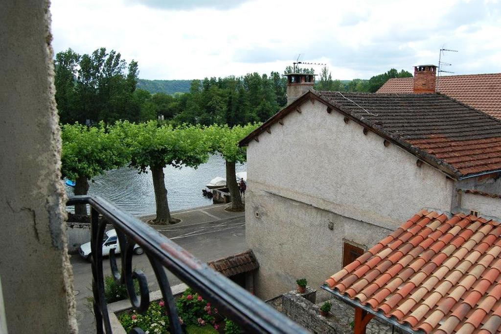 L'Auberge Du Pont Cajarc Exterior photo